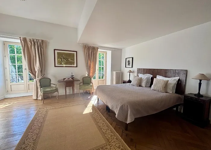 Château du Mesnil Soleil , gites et chambres d\'hôtes